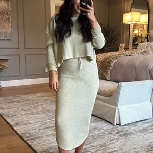 Polagram Light Green Set of Two Ribbed Pencil Skirt